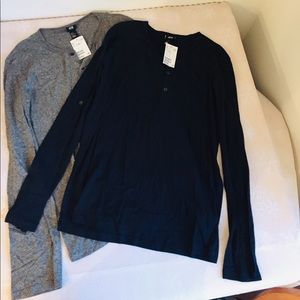 2 H&M long sleeve tees. Size M. 100% cotton.